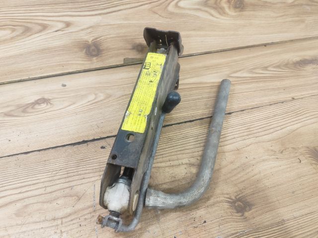 bontott SKODA SUPERB I Emelő