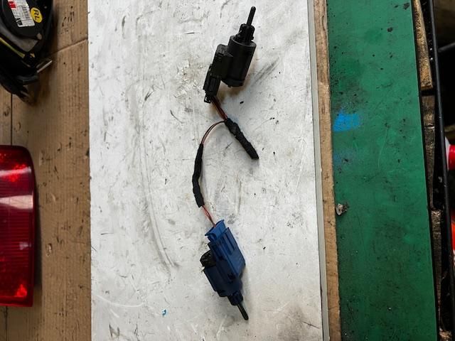 bontott SKODA SUPERB I Fék Pedál Kapcsoló