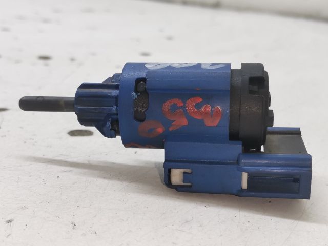 bontott SKODA SUPERB I Fék Pedál Kapcsoló