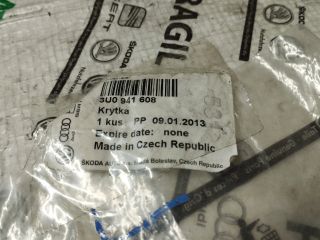 bontott SKODA SUPERB I Fényszóró Lámpabúra Fedél