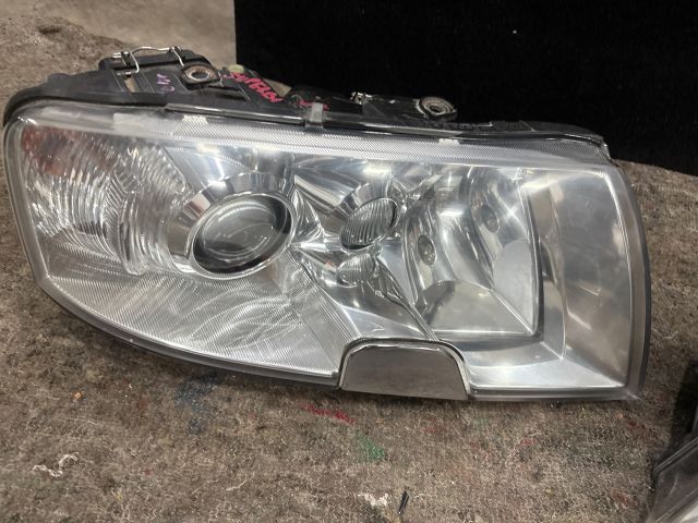 bontott SKODA SUPERB I Fényszóró Pár