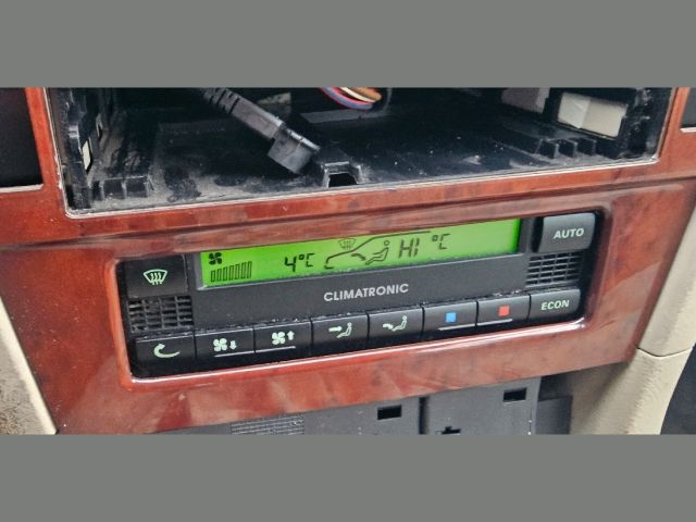 bontott SKODA SUPERB I Fűtéskapcsoló (digit klímás)