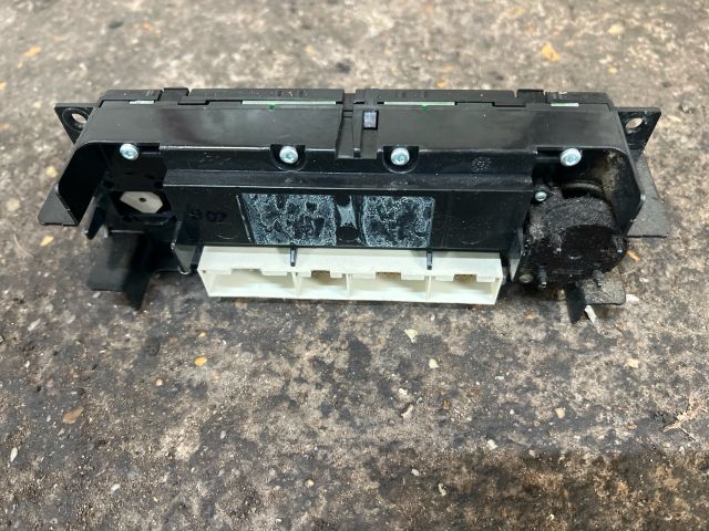 bontott SKODA SUPERB I Fűtéskapcsoló (digit klímás)