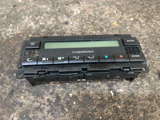 bontott SKODA SUPERB I Fűtéskapcsoló (digit klímás)
