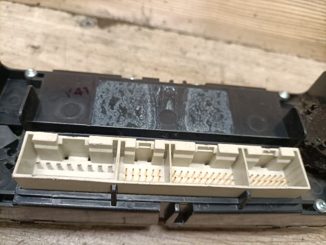 bontott SKODA SUPERB I Fűtéskapcsoló (digit klímás)