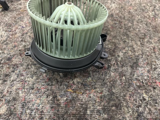 bontott SKODA SUPERB I Fűtőmotor (Klímás)