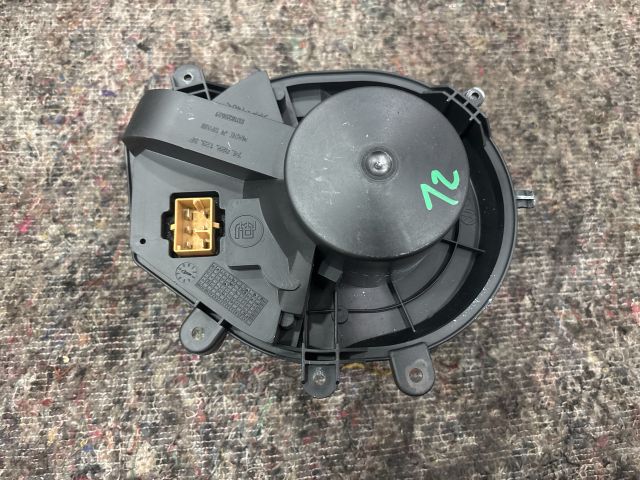 bontott SKODA SUPERB I Fűtőmotor (Klímás)