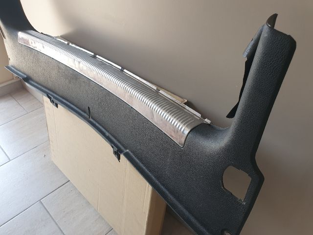 bontott SKODA SUPERB I Hátfal Burkolat