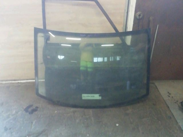 bontott SKODA SUPERB I Hátsó Szélvédő