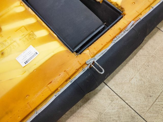 bontott SKODA SUPERB I Hátsó Ülés