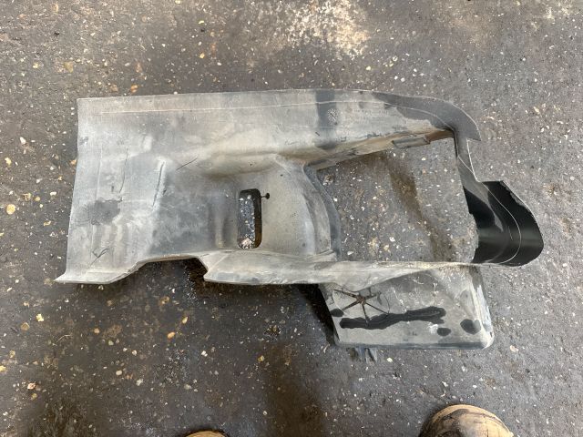 bontott SKODA SUPERB I Intercooler Légterelő