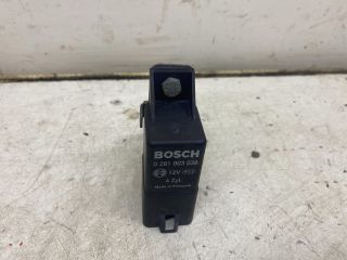 bontott SKODA SUPERB I Izzító Relé