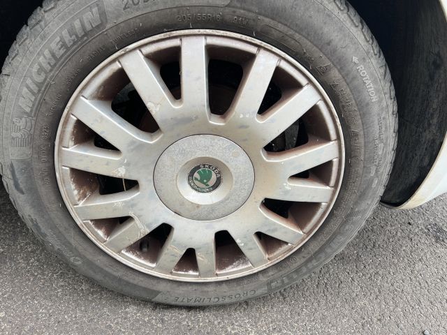 bontott SKODA SUPERB I Jobb C Oszlop Burkolat