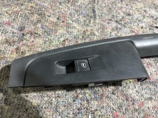 bontott SKODA SUPERB I Jobb első Ablakemelő Kapcsoló