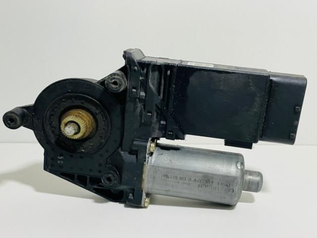 bontott SKODA SUPERB I Jobb első Ablakemelő Motor