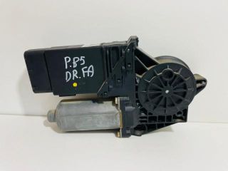 bontott SKODA SUPERB I Jobb első Ablakemelő Motor