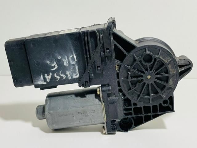 bontott SKODA SUPERB I Jobb első Ablakemelő Motor