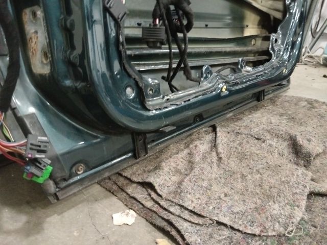 bontott SKODA SUPERB I Jobb első Ajtó (Üres lemez)