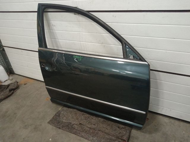 bontott SKODA SUPERB I Jobb első Ajtó (Üres lemez)