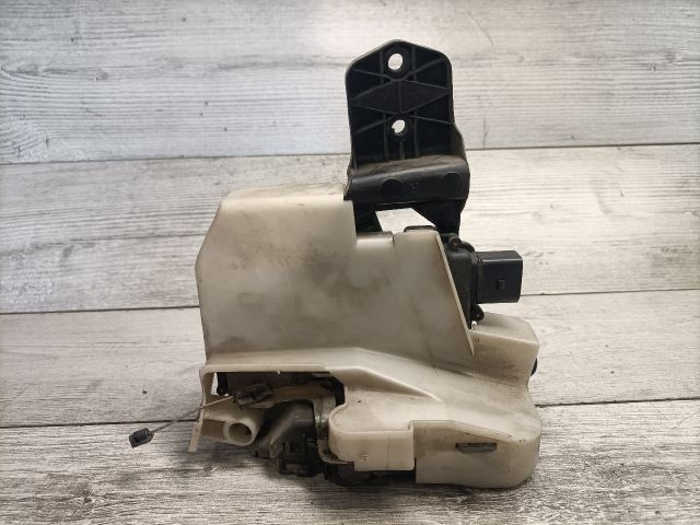 bontott SKODA SUPERB I Jobb első Ajtózár