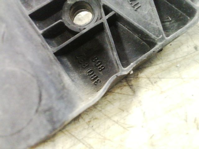 bontott SKODA SUPERB I Jobb első Ajtózár