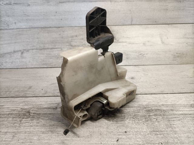 bontott SKODA SUPERB I Jobb első Ajtózár