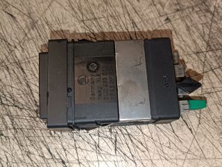 bontott SKODA SUPERB I Jobb első Ülésfűtés Kapcsoló