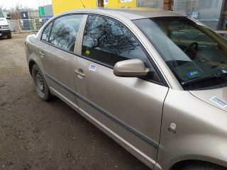 bontott SKODA SUPERB I Jobb első Vízlehúzó Gumicsík