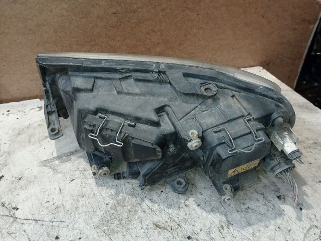 bontott SKODA SUPERB I Jobb Fényszóró