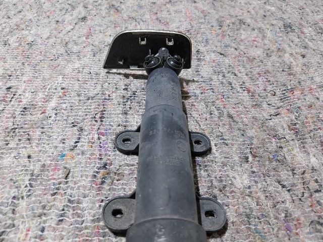 bontott SKODA SUPERB I Jobb Fényszórómosó Fúvóka