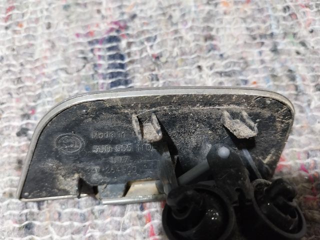 bontott SKODA SUPERB I Jobb Fényszórómosó Fúvóka