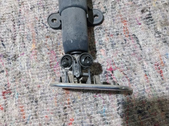 bontott SKODA SUPERB I Jobb Fényszórómosó Fúvóka