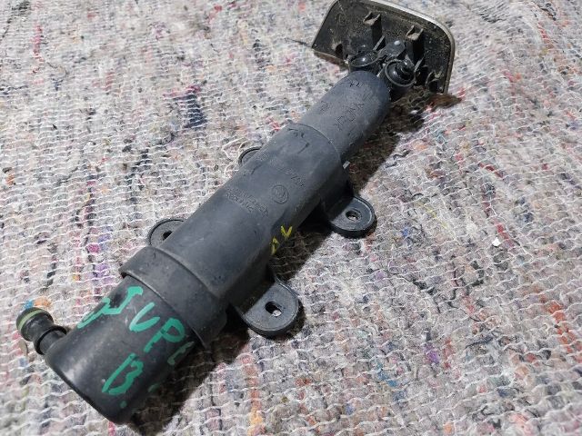 bontott SKODA SUPERB I Jobb Fényszórómosó Fúvóka