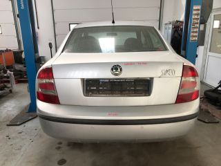 bontott SKODA SUPERB I Jobb hátsó Ajtó (Üres lemez)