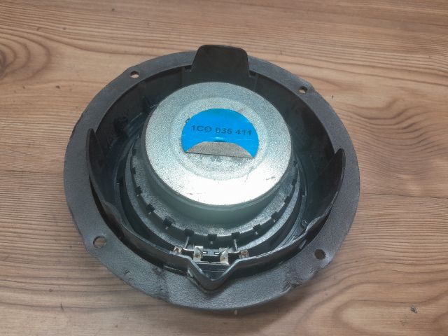 bontott SKODA SUPERB I Jobb hátsó Hangszóró