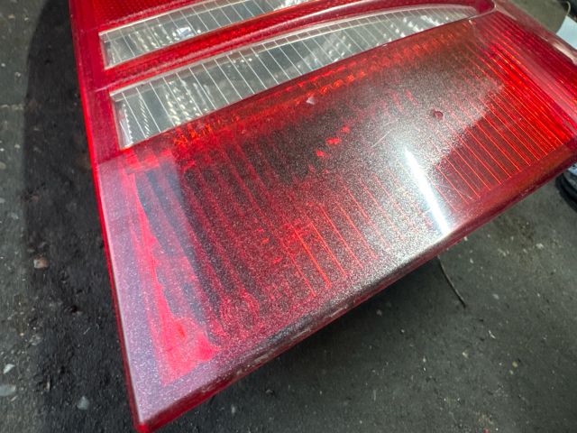 bontott SKODA SUPERB I Jobb Hátsó Lámpa