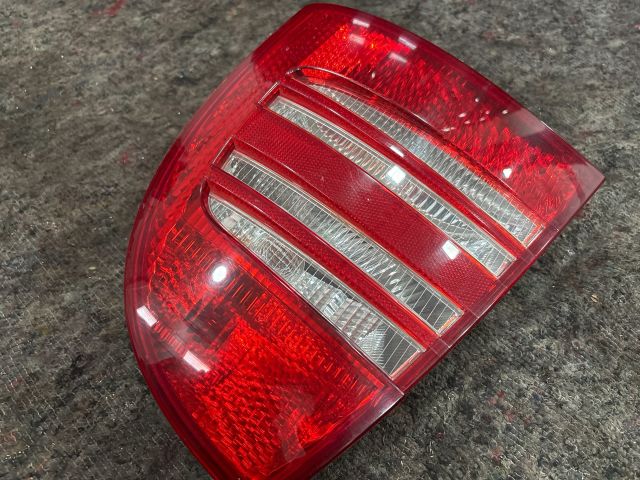 bontott SKODA SUPERB I Jobb Hátsó Lámpa