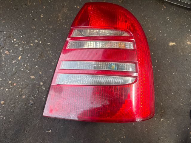 bontott SKODA SUPERB I Jobb Hátsó Lámpa