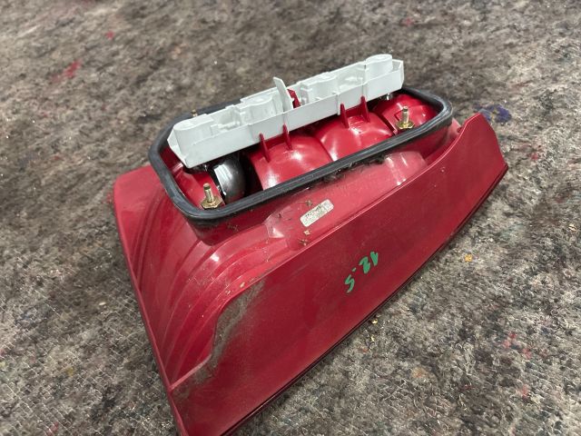 bontott SKODA SUPERB I Jobb Hátsó Lámpa