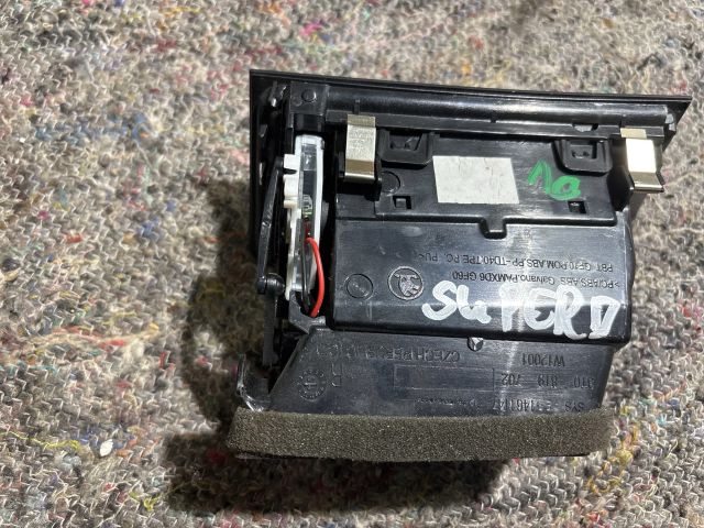 bontott SKODA SUPERB I Jobb Szellőző