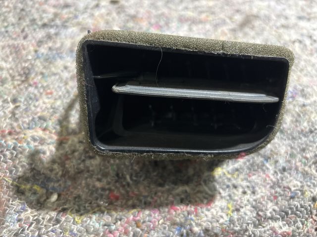 bontott SKODA SUPERB I Jobb Szellőző