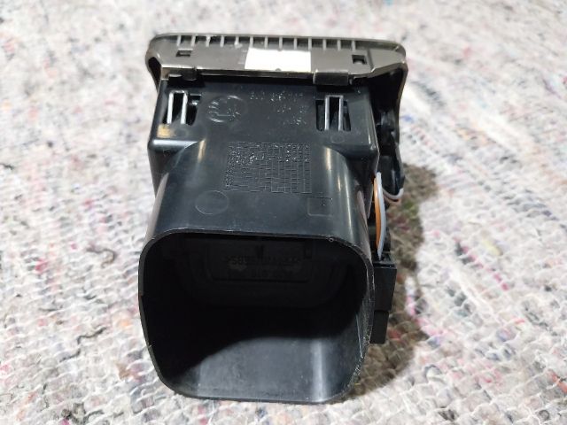 bontott SKODA SUPERB I Jobb Szellőző