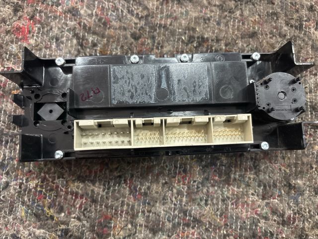 bontott SKODA SUPERB I Klíma Kapcsoló