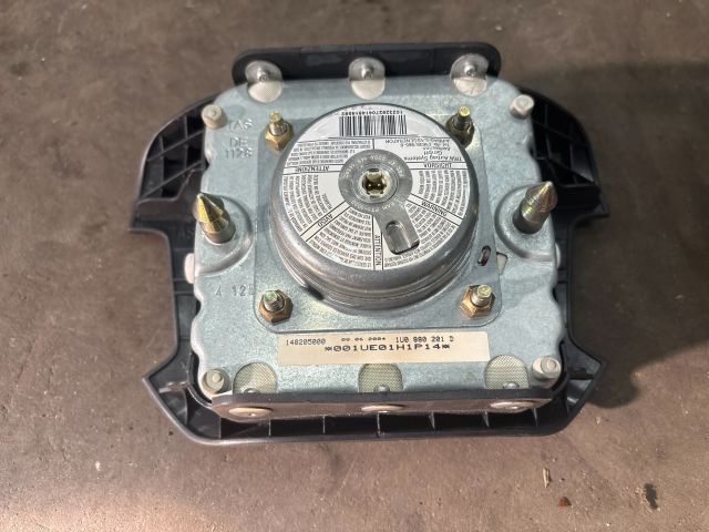 bontott SKODA SUPERB I Kormány