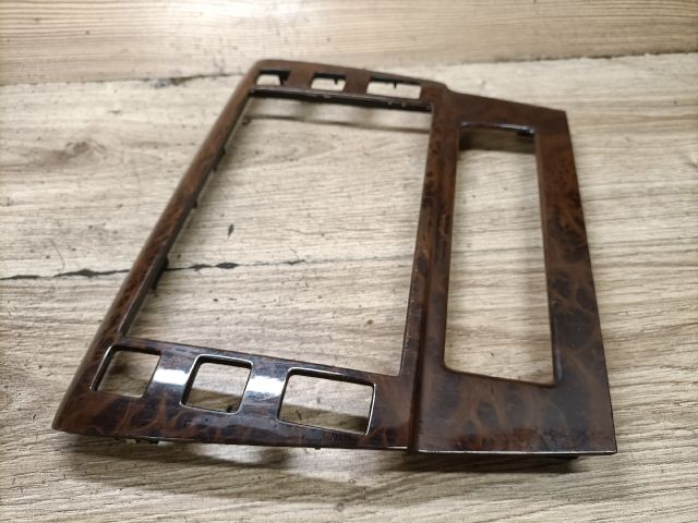 bontott SKODA SUPERB I Középkonzol Keret