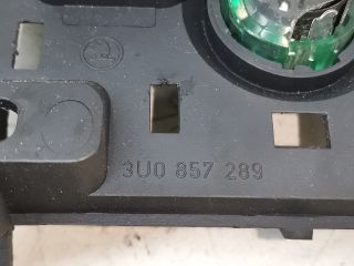 bontott SKODA SUPERB I Középső Szellőző Keret