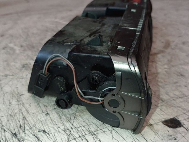 bontott SKODA SUPERB I Középső Szellőző