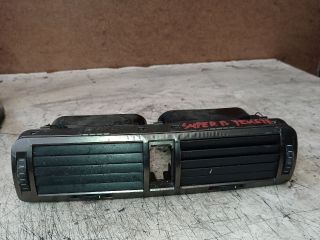 bontott SKODA SUPERB I Középső Szellőző