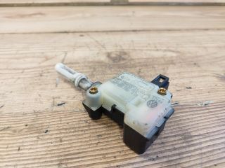 bontott SKODA SUPERB I Központizár Motor Csomagtérajtó