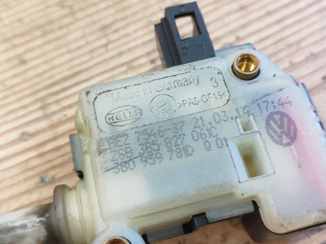 bontott SKODA SUPERB I Központizár Motor Csomagtérajtó